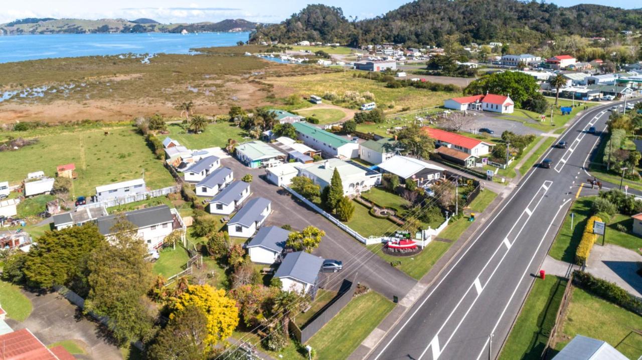 Tidewater Accommodation Coromandel Extérieur photo